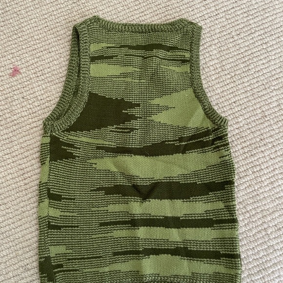 thrifted top super soft nice green colour! - Picture 2 of 2